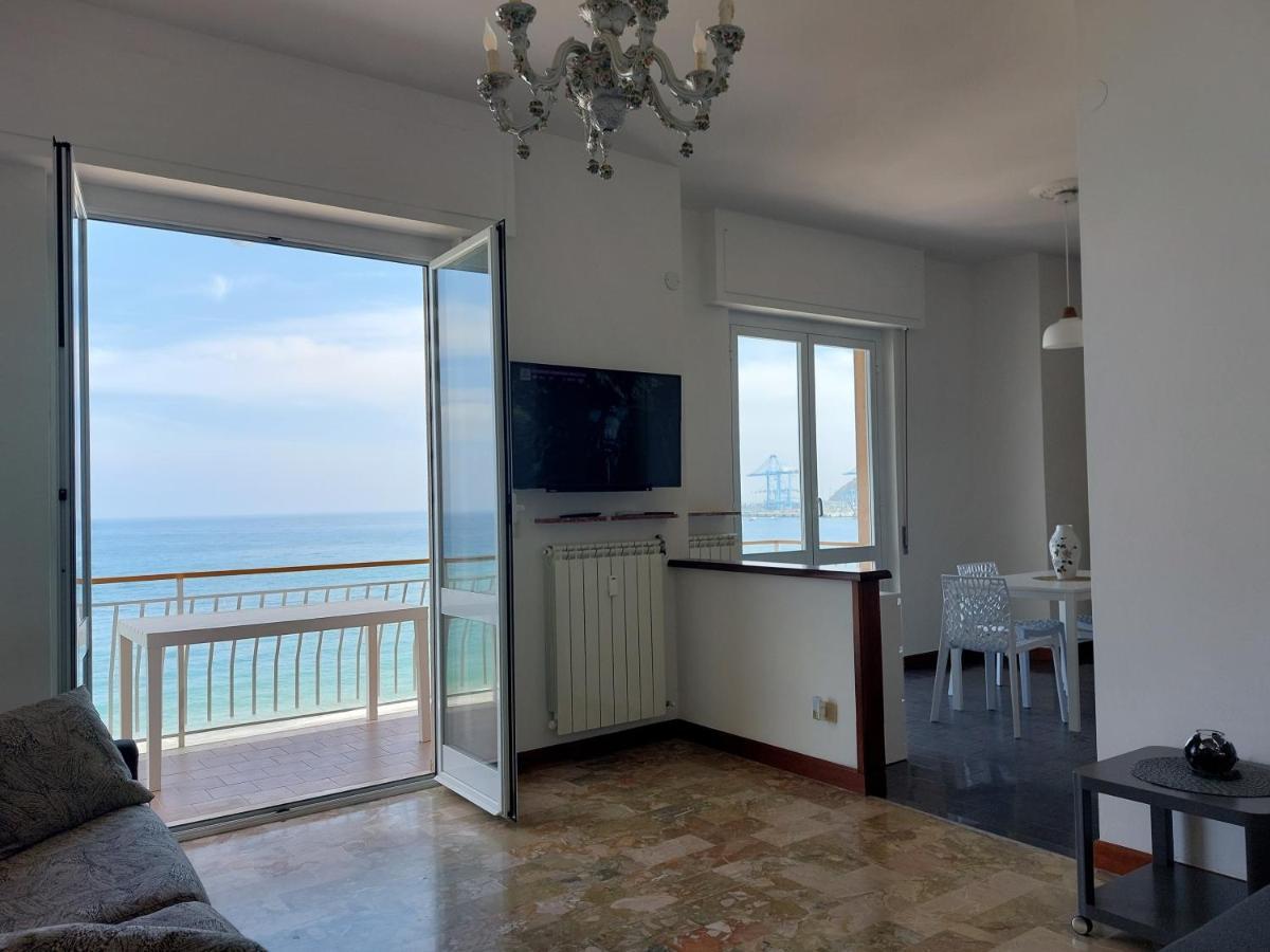 Maremare, Really On The Beach, With Private Parking * Savone